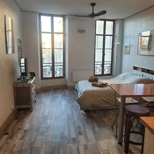  Apartment Agreable Au Coeur Du Quartier Historique Frankreich